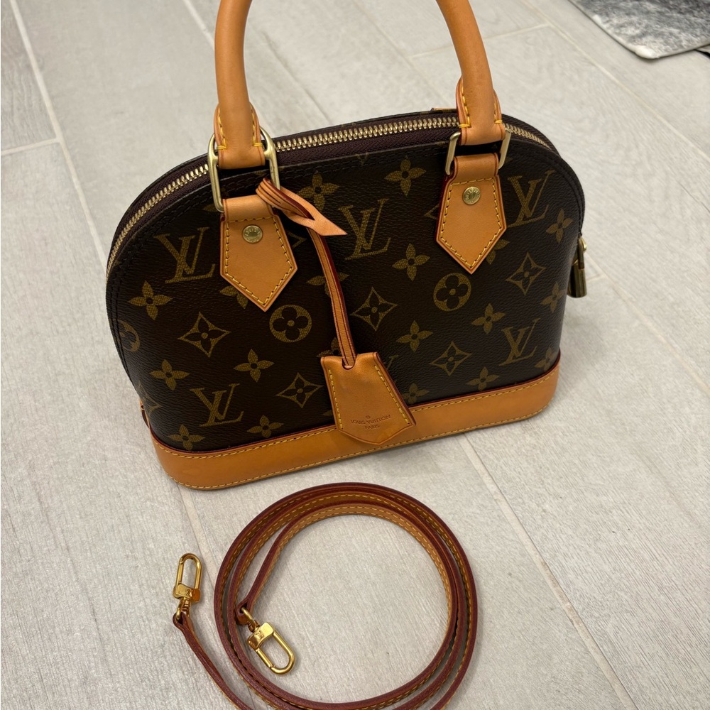 SOLD- Authentic Louis Vuitton Alma BB Monogram